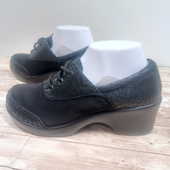 Alegria Shoes - Alegria by PG Lite Slip Resistant Leather Black Lace Up Clog Heel Size 37 or 7